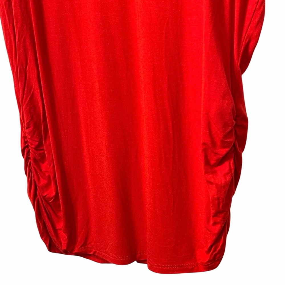 Made By Johnny Bold Red V-Neck Ruched Top - Picture 3 of 7